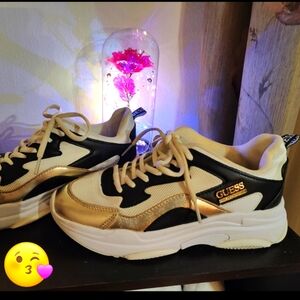 Guess mesh chunky sneaker size 7.5